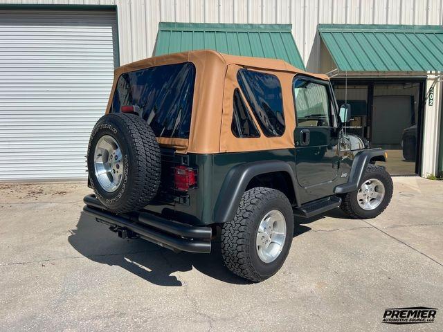2002 Jeep Wrangler Sport - 2