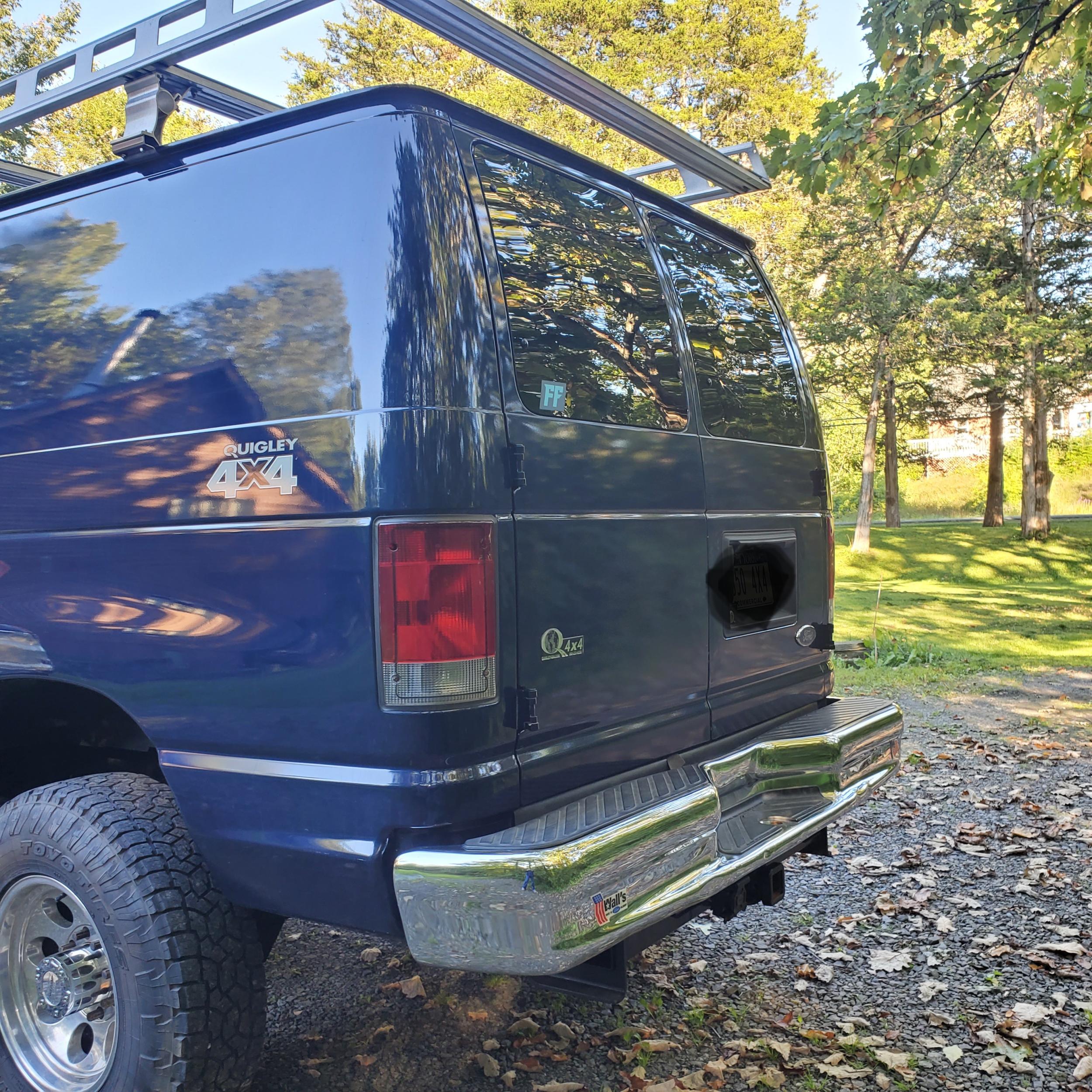 2011 Ford E-250 4x4
