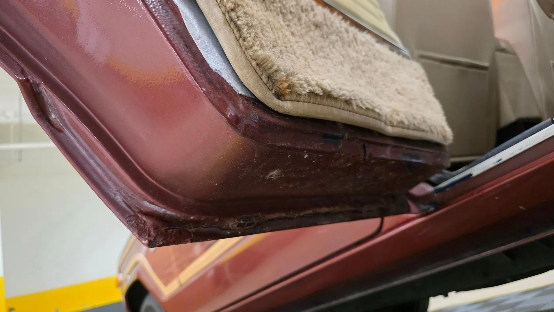 1984 Jeep Grand Wagoneer