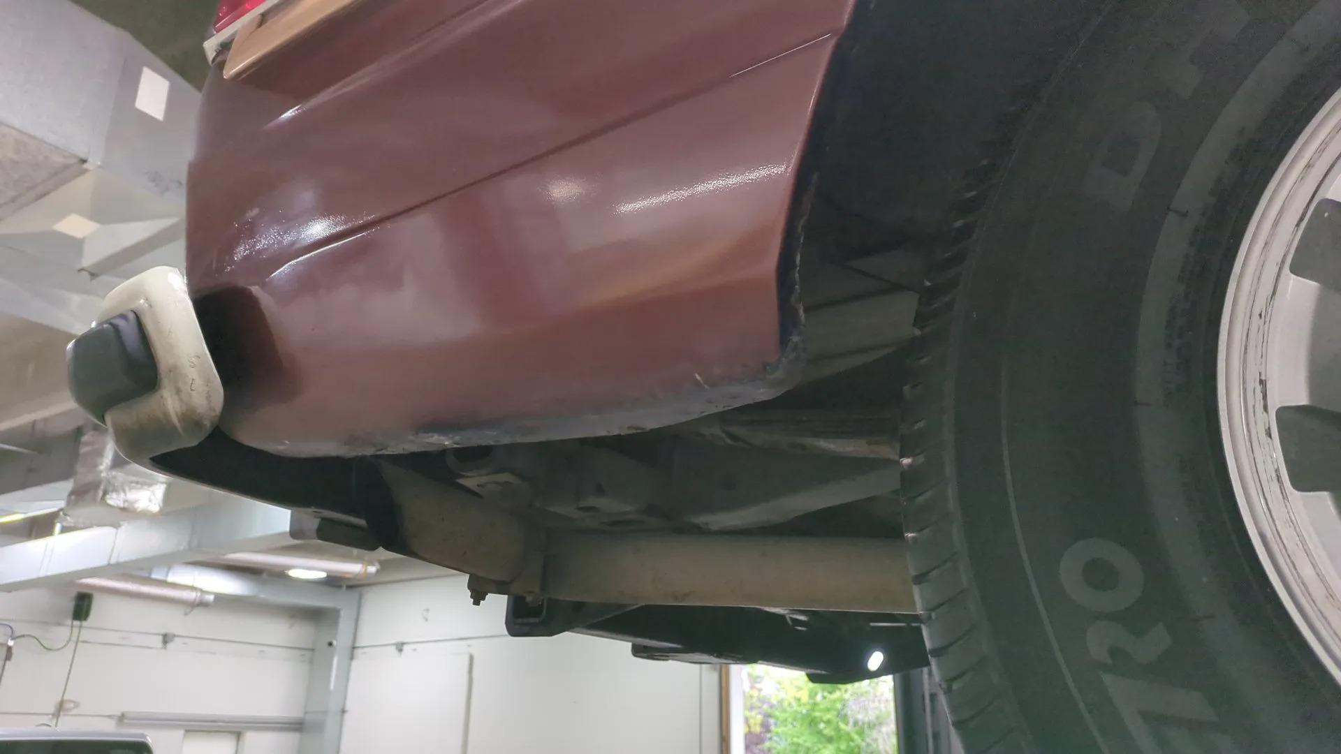 1984 Jeep Grand Wagoneer