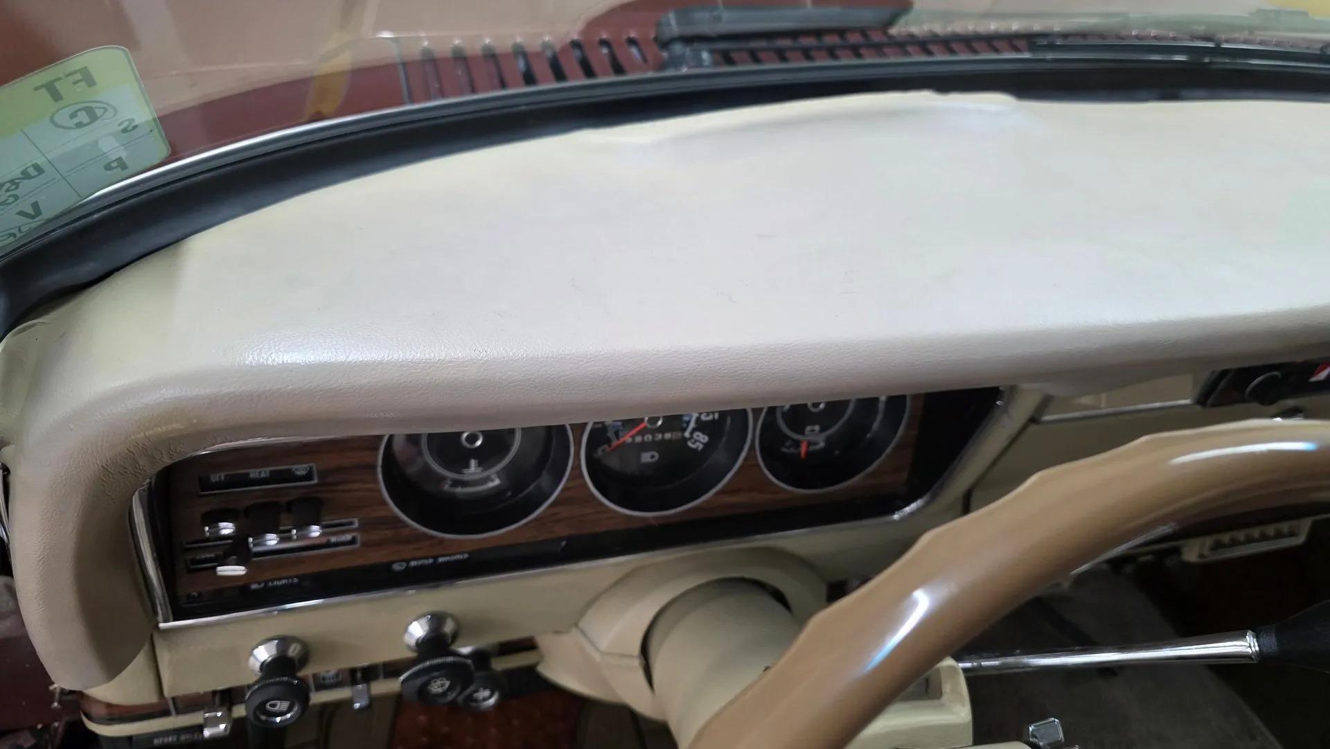1984 Jeep Grand Wagoneer