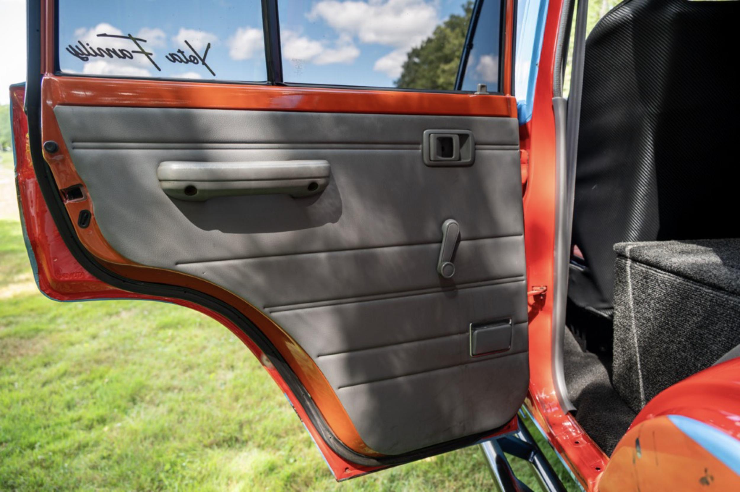 SEMA-Featured 1995 Toyota Land Cruiser HZJ75