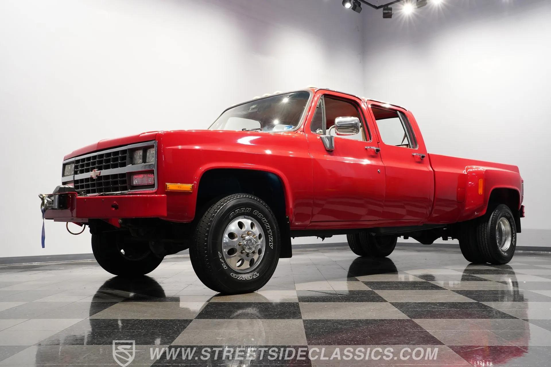 1990 Chevrolet K3500 Custom Deluxe
