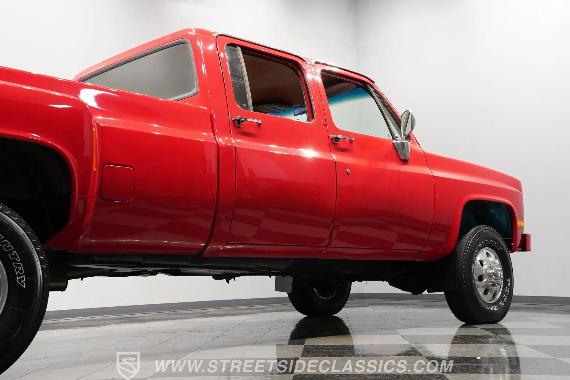 1990 Chevrolet K3500 Custom Deluxe