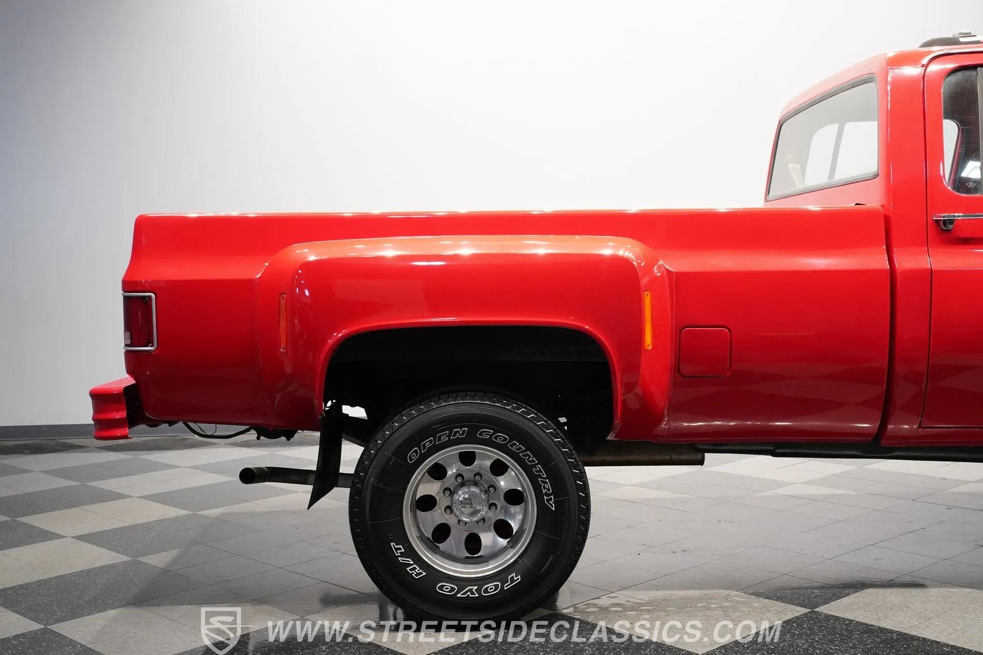 1990 Chevrolet K3500 Custom Deluxe