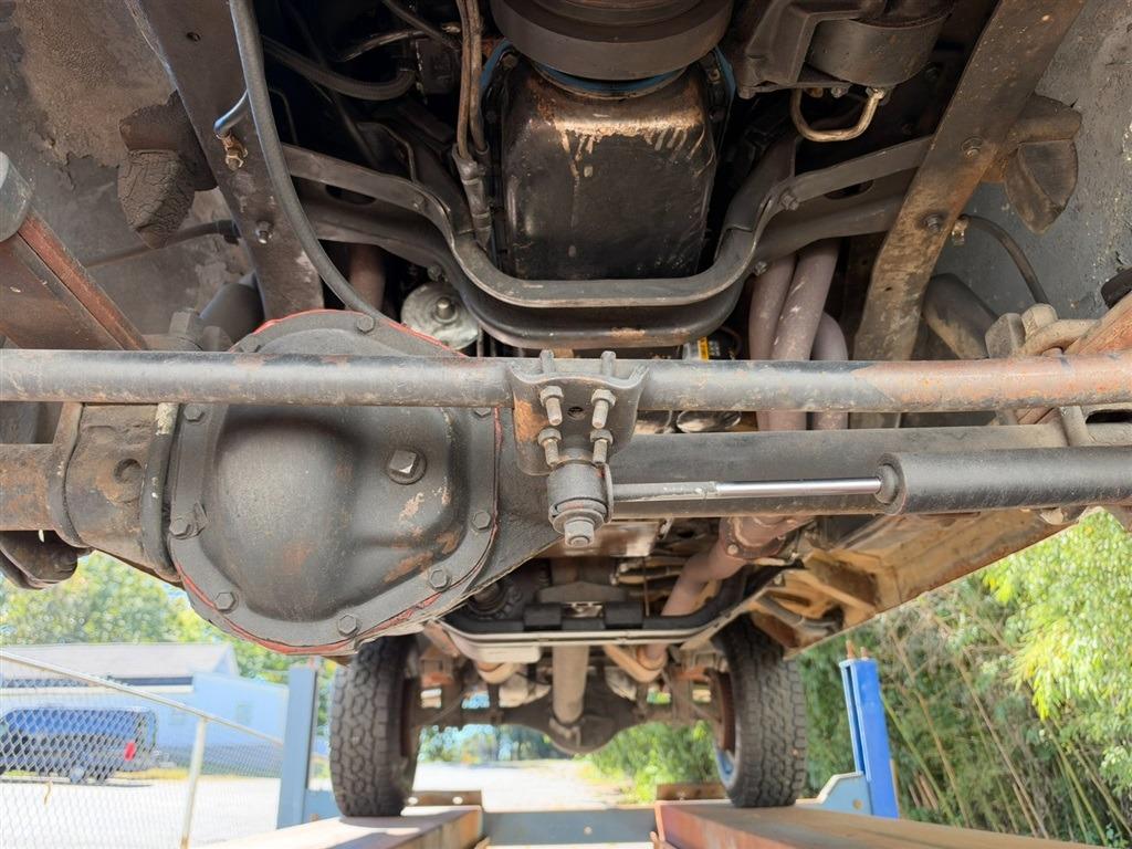 1972 Chevrolet Suburban K20 Custom Deluxe 4x4