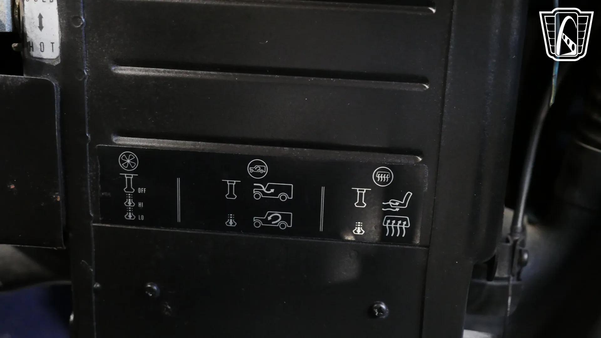 1981 Mitsubishi Jeep J54 KJ5 For Sale