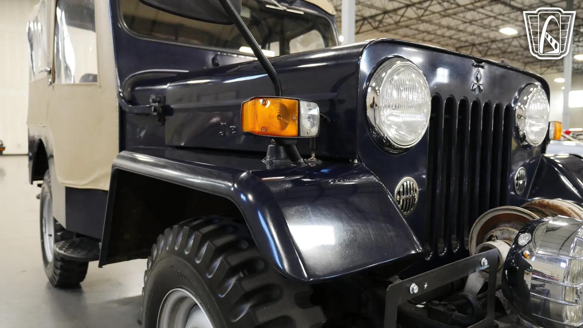 1981 Mitsubishi Jeep J54 KJ5 For Sale