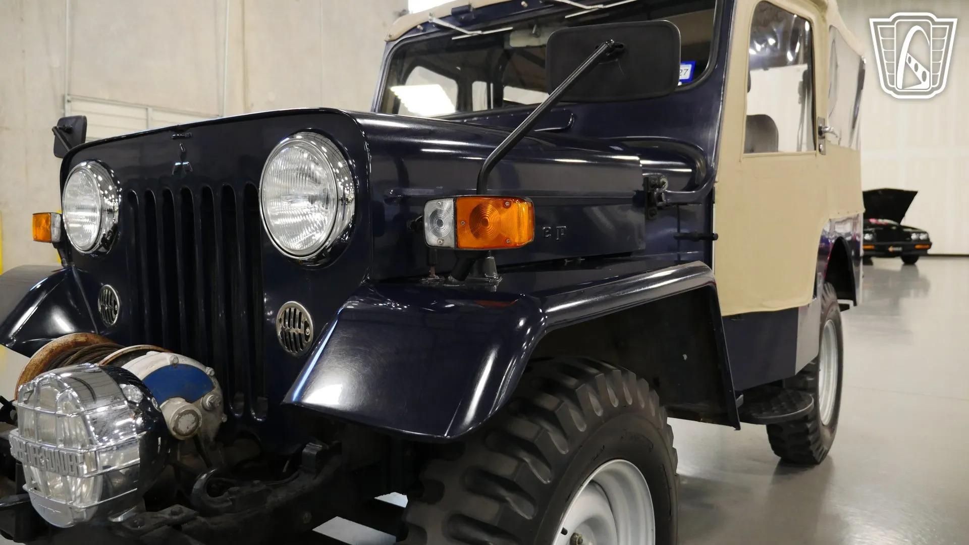 1981 Mitsubishi Jeep J54 KJ5 For Sale