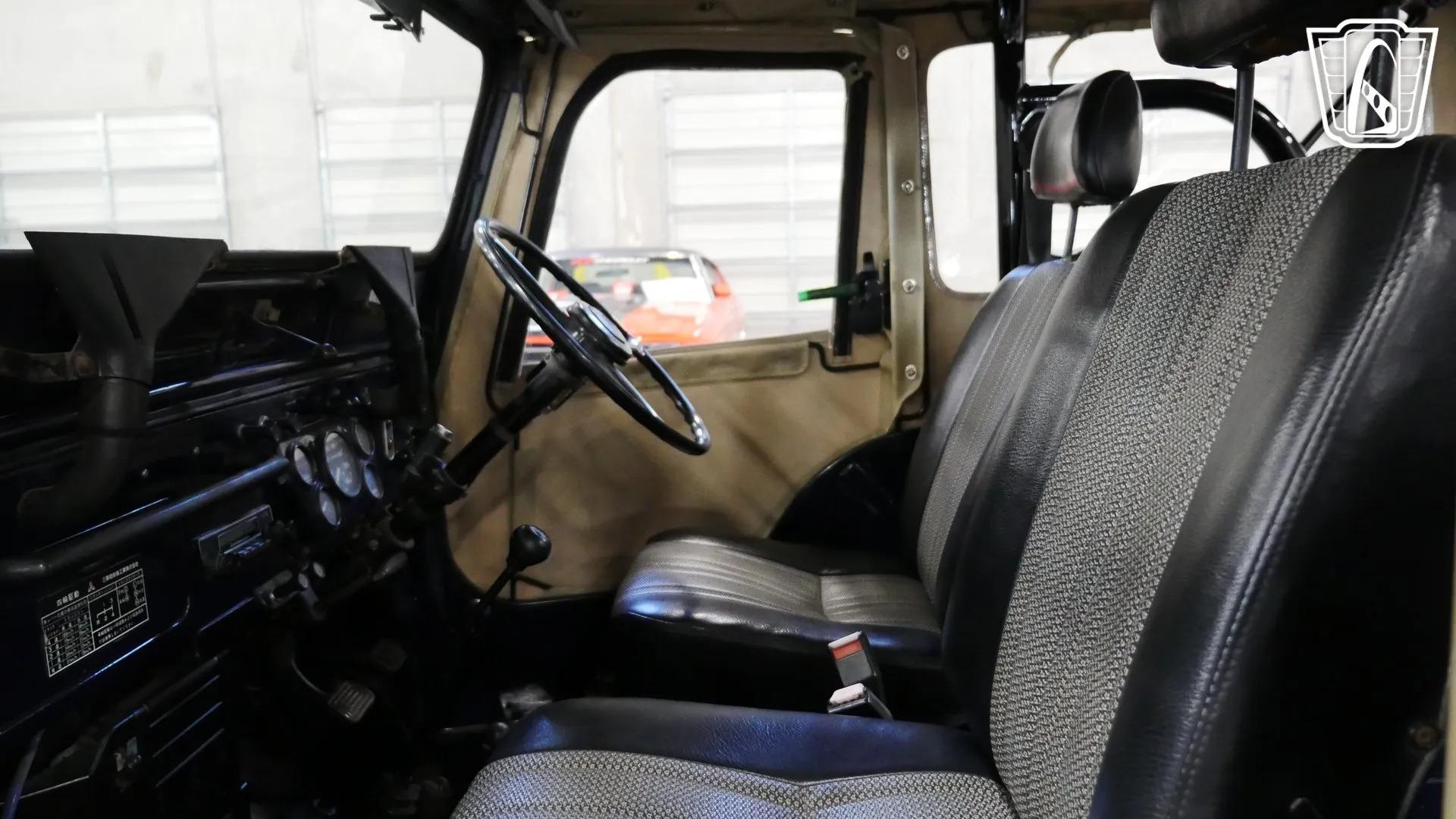 1981 Mitsubishi Jeep J54 KJ5 For Sale