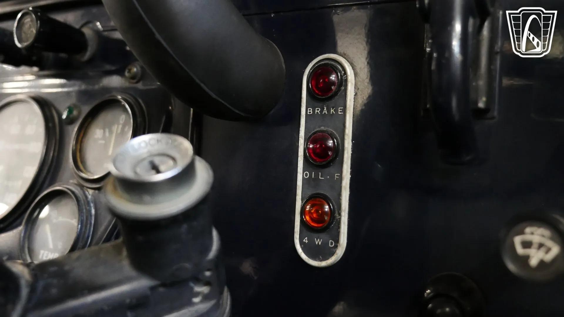 1981 Mitsubishi Jeep J54 KJ5 For Sale
