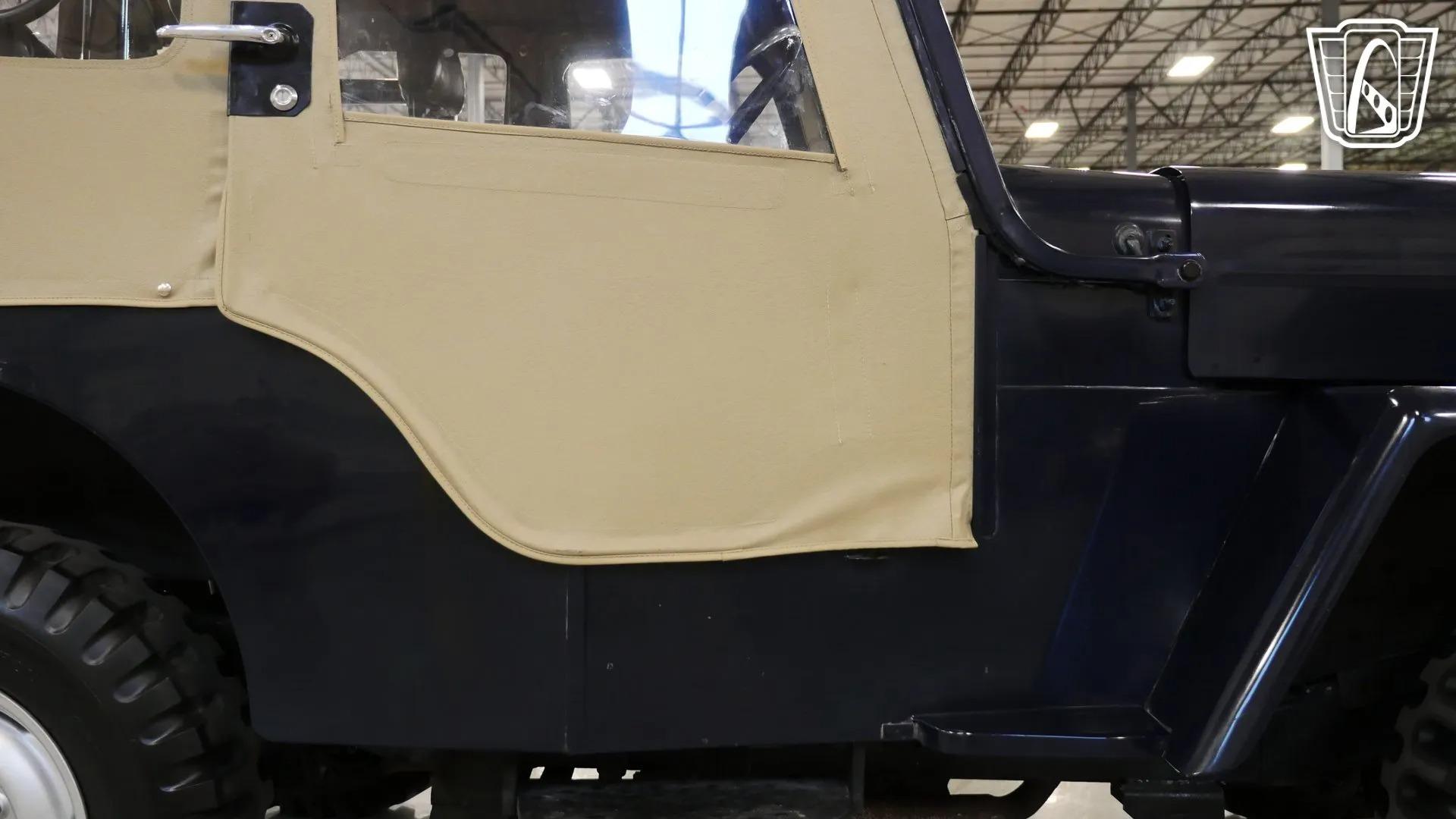 1981 Mitsubishi Jeep J54 KJ5 For Sale