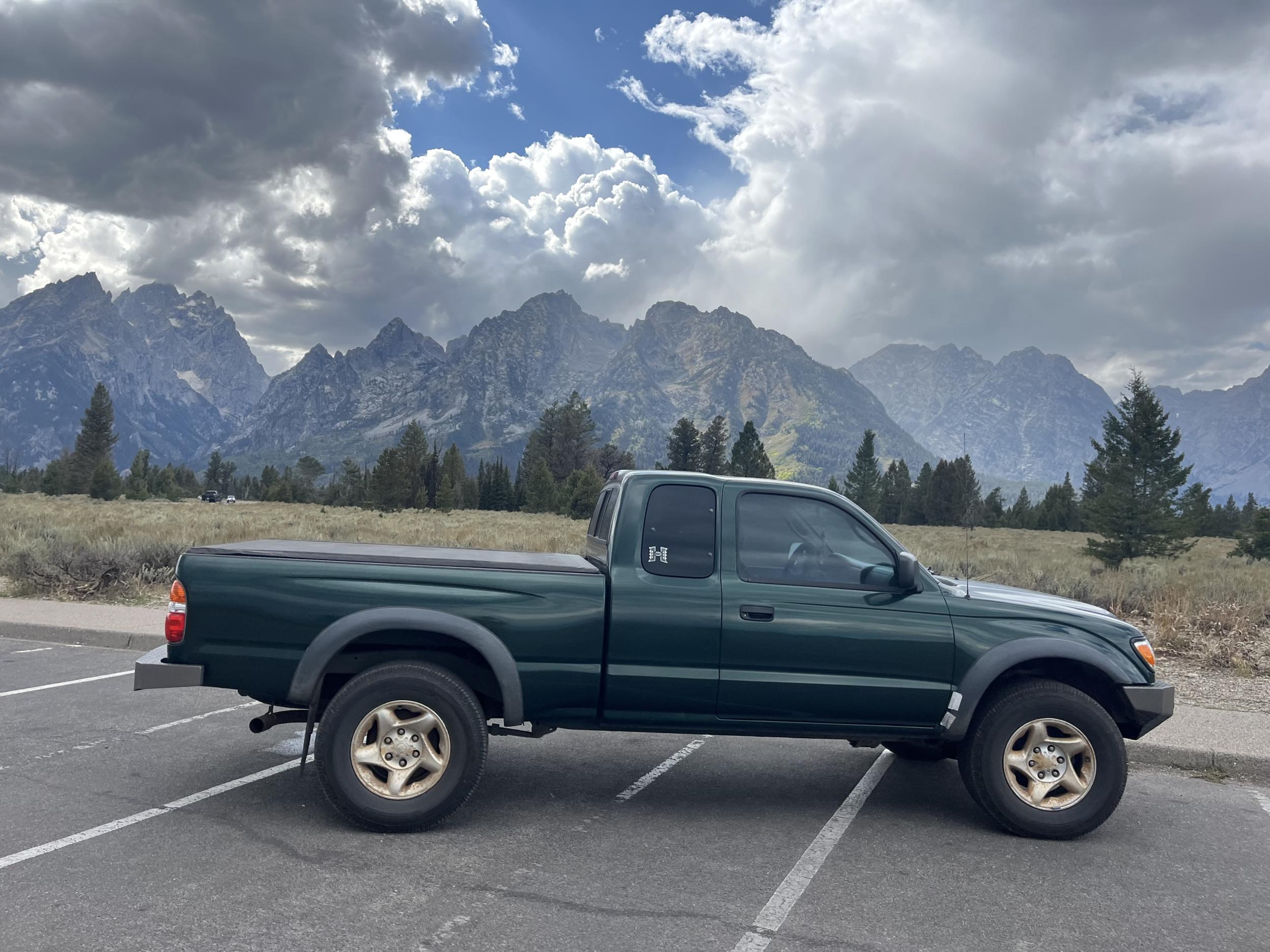 2004 Toyota Tacoma SR5 - 4
