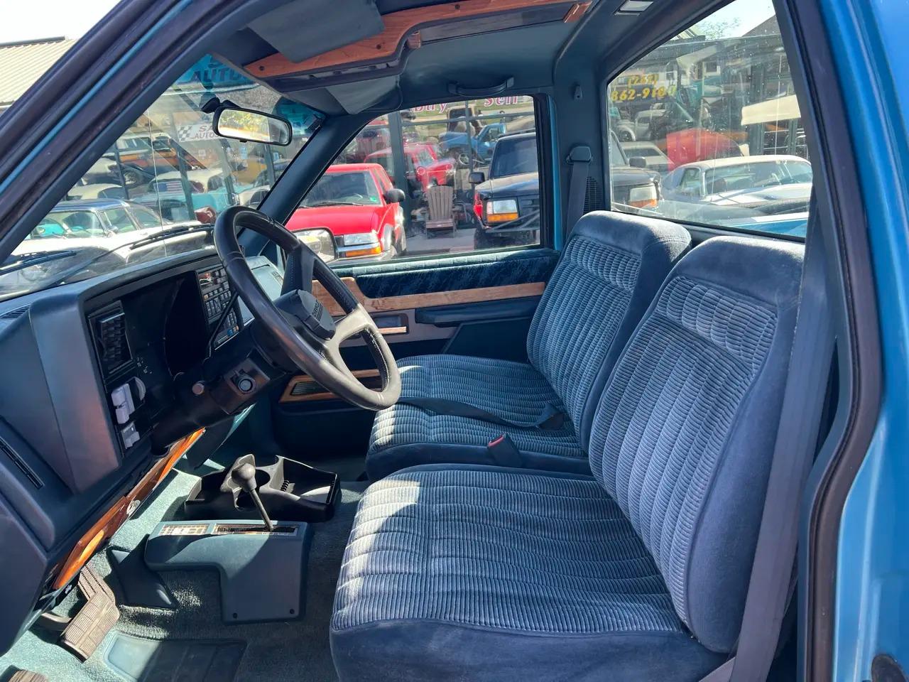 1994 Chevrolet K1500 Sport Side