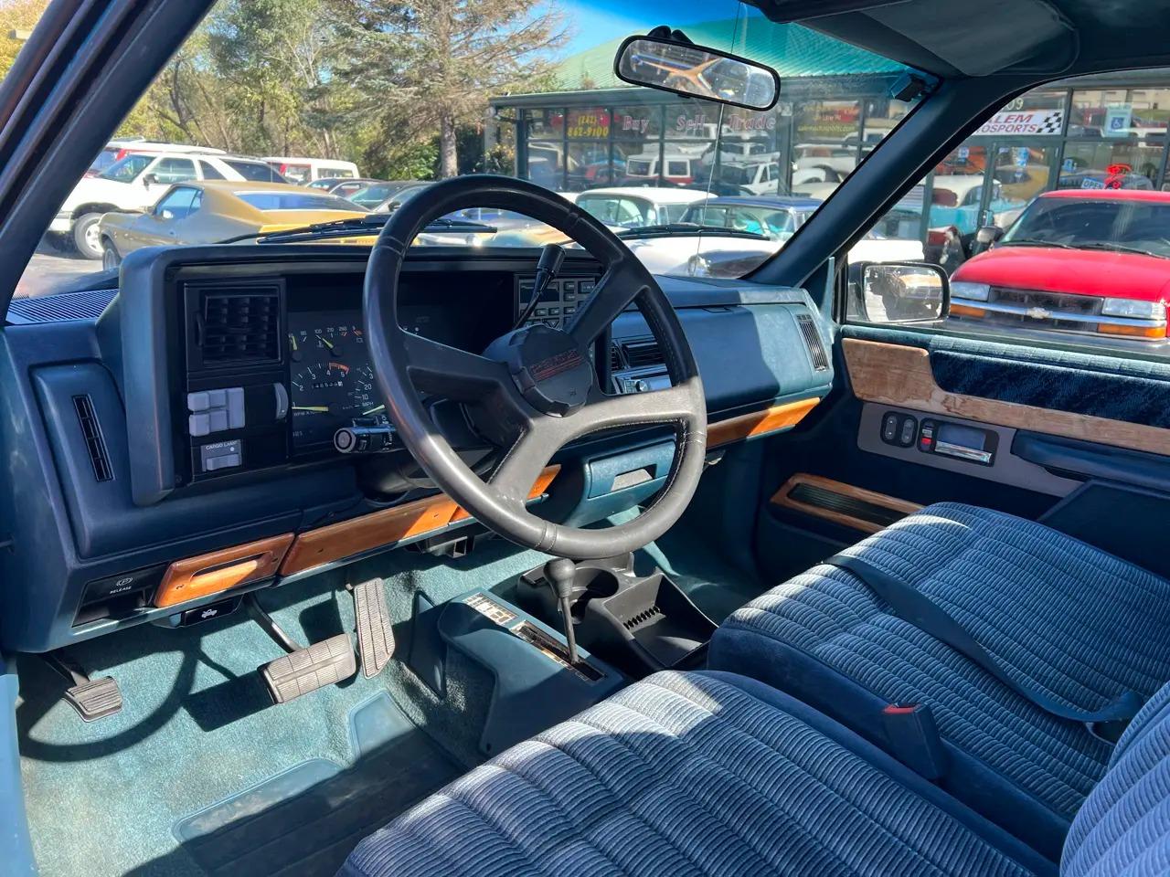 1994 Chevrolet K1500 Sport Side