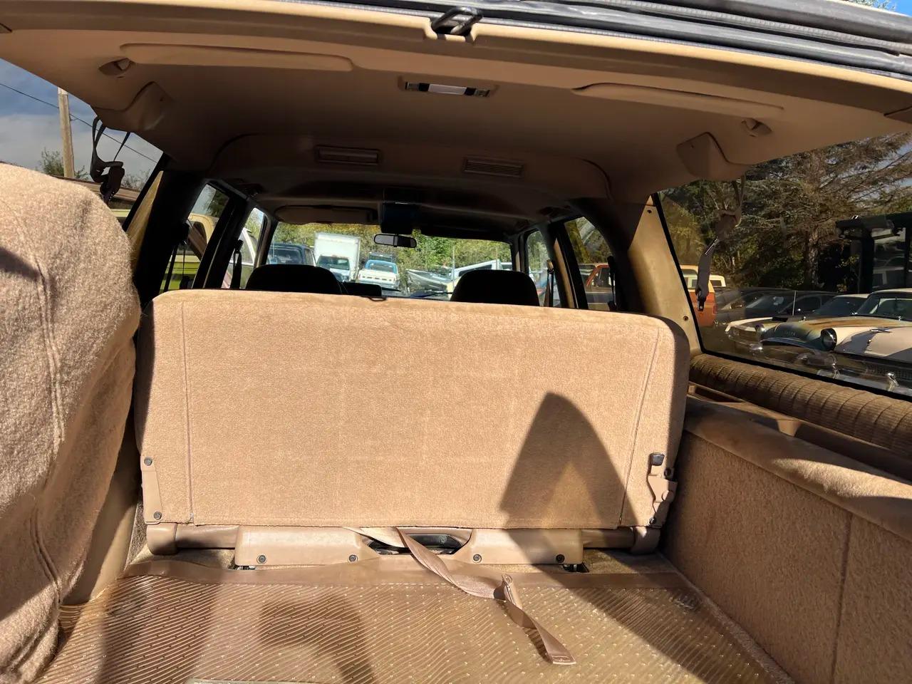 1992 Chevrolet Suburban 1500