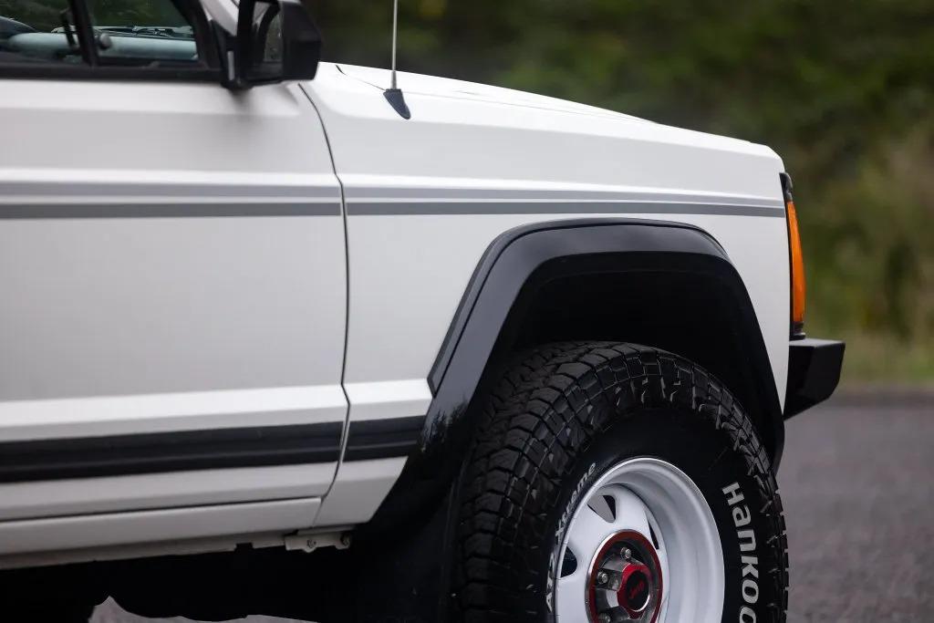 1988 Jeep Comanche Pioneer