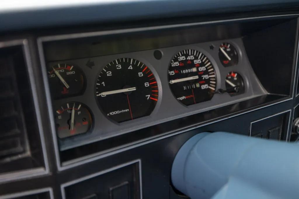 1988 Jeep Comanche Pioneer