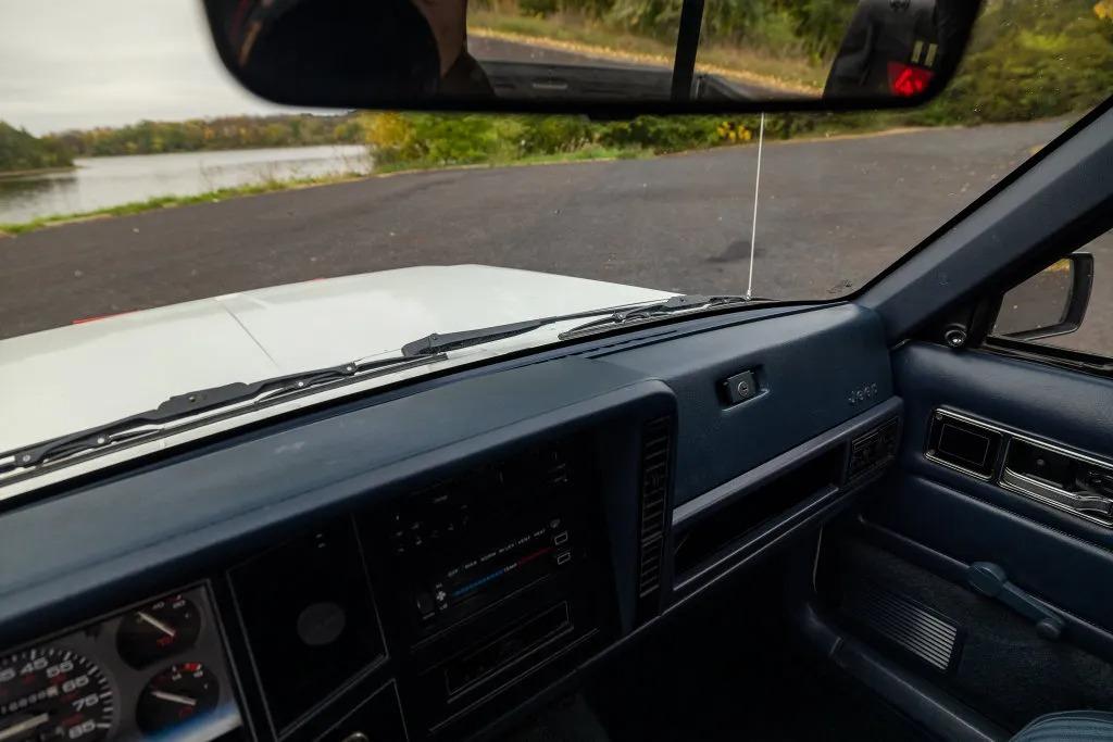 1988 Jeep Comanche Pioneer