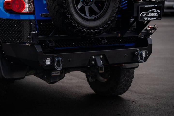 Modified 2008 Toyota FJ Cruiser