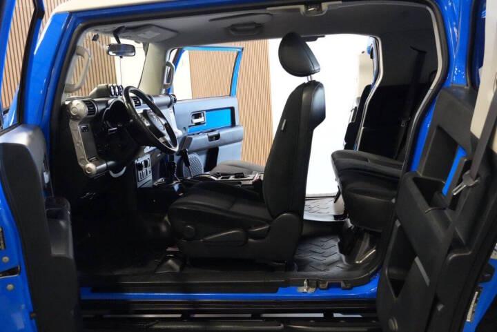 Modified 2008 Toyota FJ Cruiser