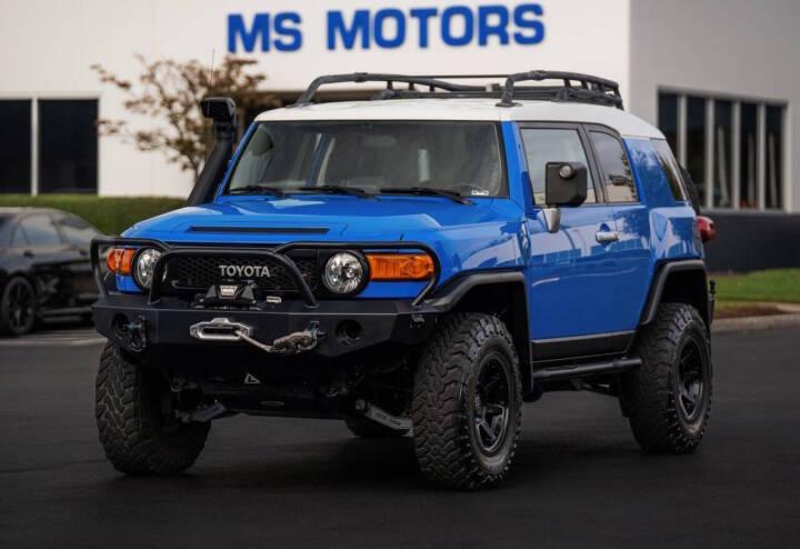 Modified 2008 Toyota FJ Cruiser - 4