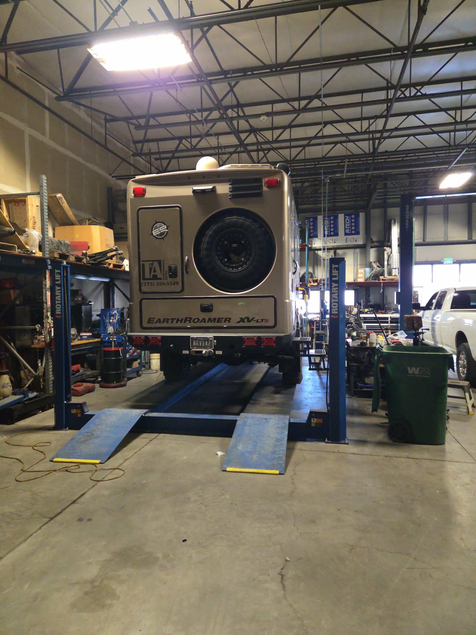 2014 EarthRoamer XV-LTS #142