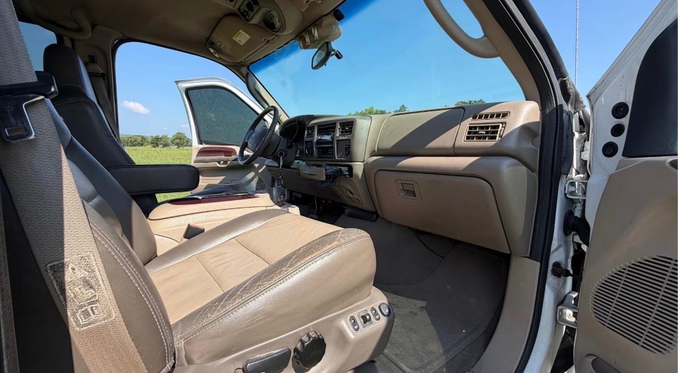 2004 Ford Excursion Eddie Bauer