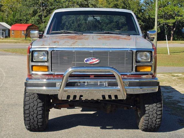 1981 Ford F-100 SWB 4x4 - 3