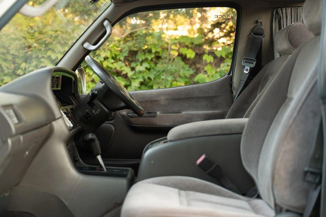 1997 Toyota HiAce Super Custom Limited
