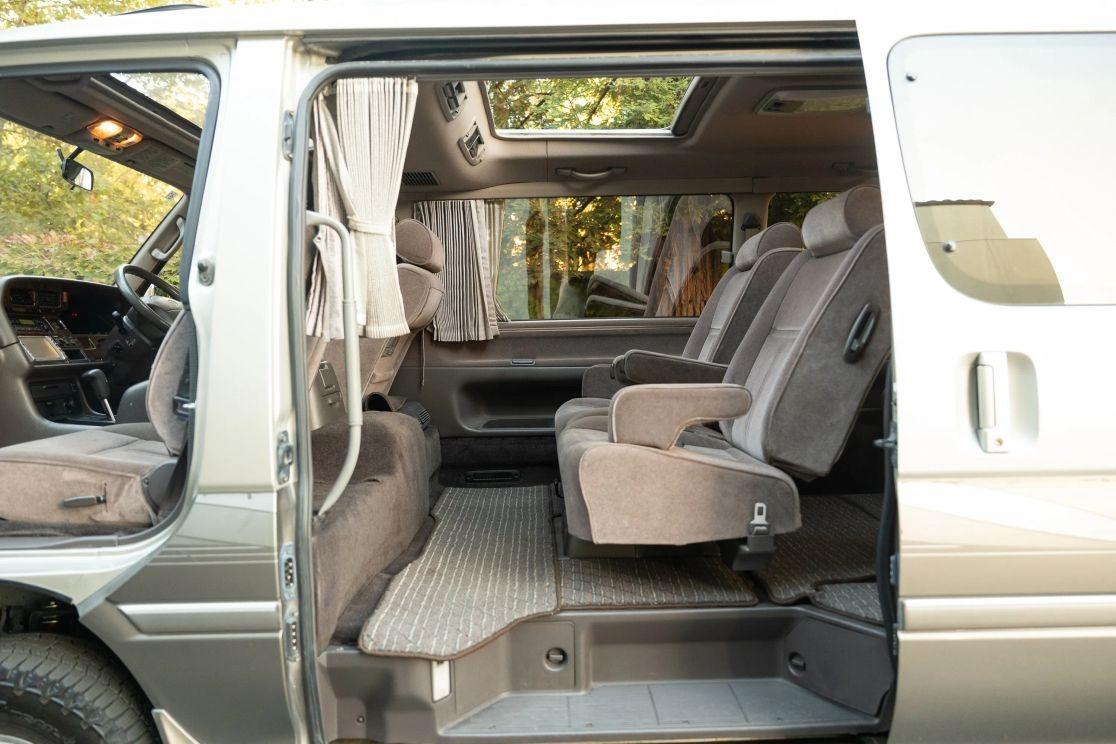 1997 Toyota HiAce Super Custom Limited