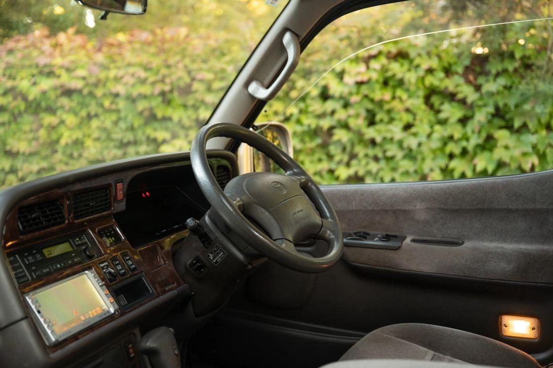 1997 Toyota HiAce Super Custom Limited