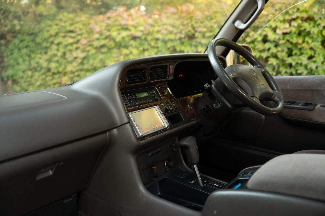 1997 Toyota HiAce Super Custom Limited
