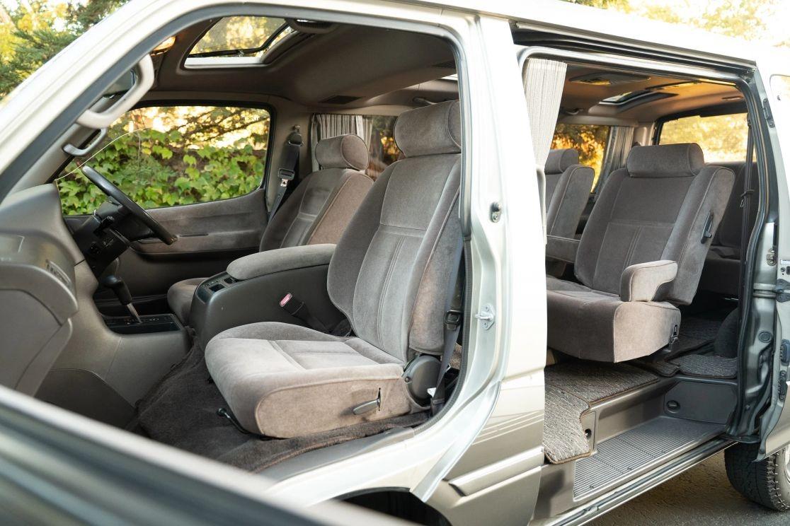 1997 Toyota HiAce Super Custom Limited