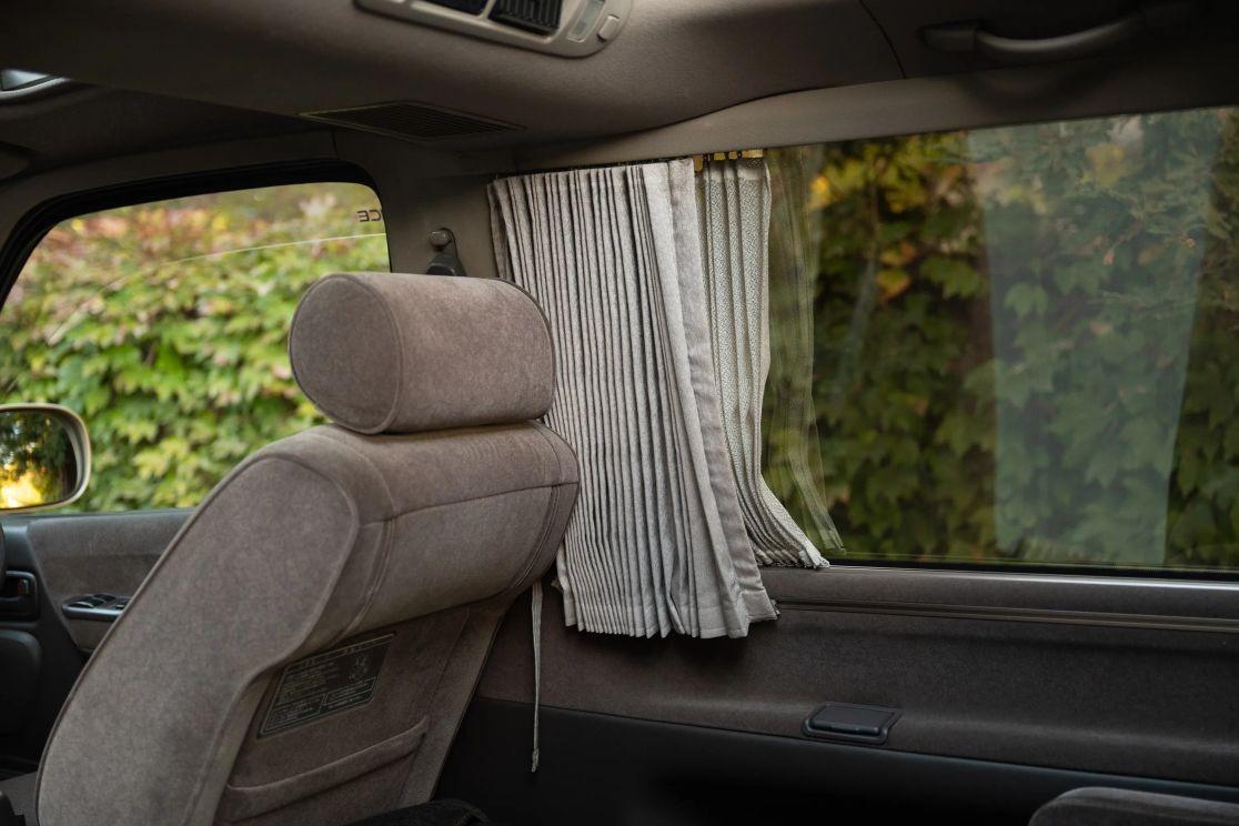 1997 Toyota HiAce Super Custom Limited