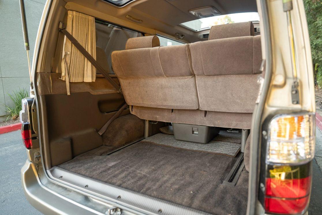 1997 Toyota HiAce Super Custom Limited