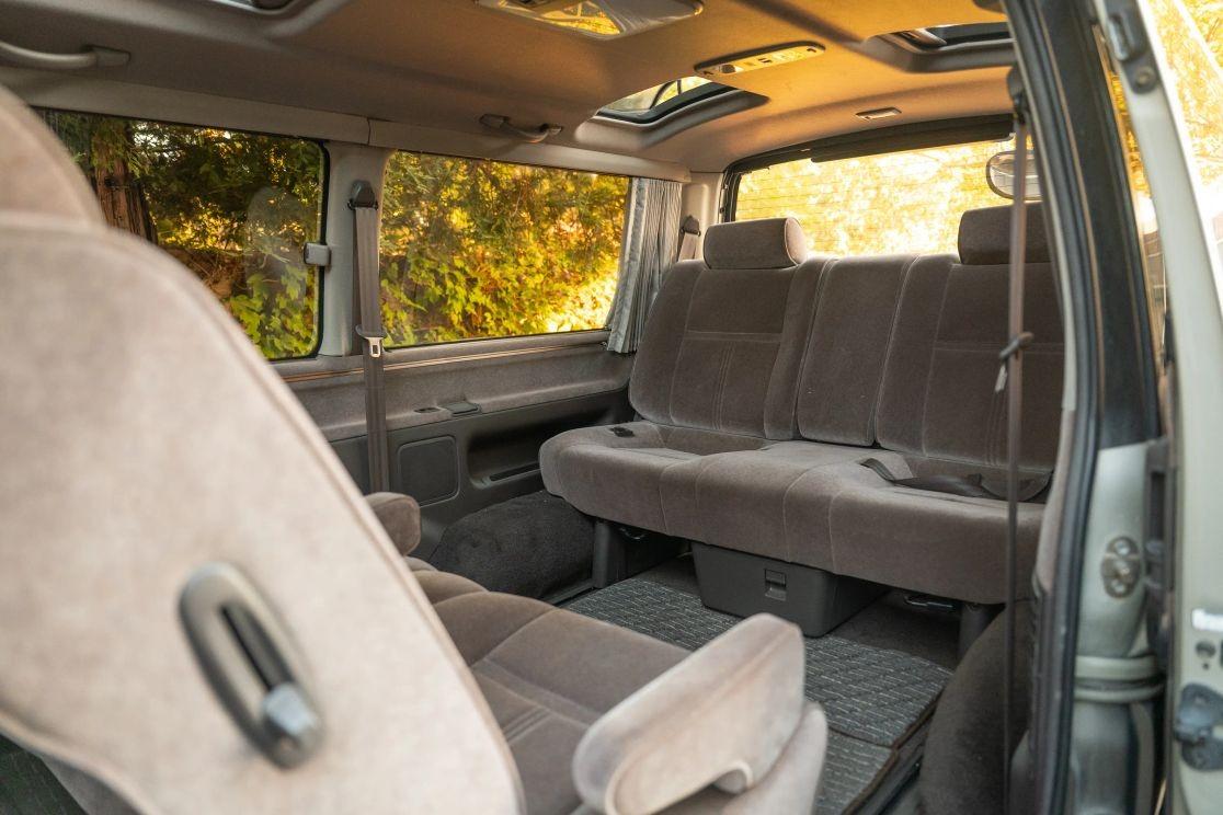 1997 Toyota HiAce Super Custom Limited