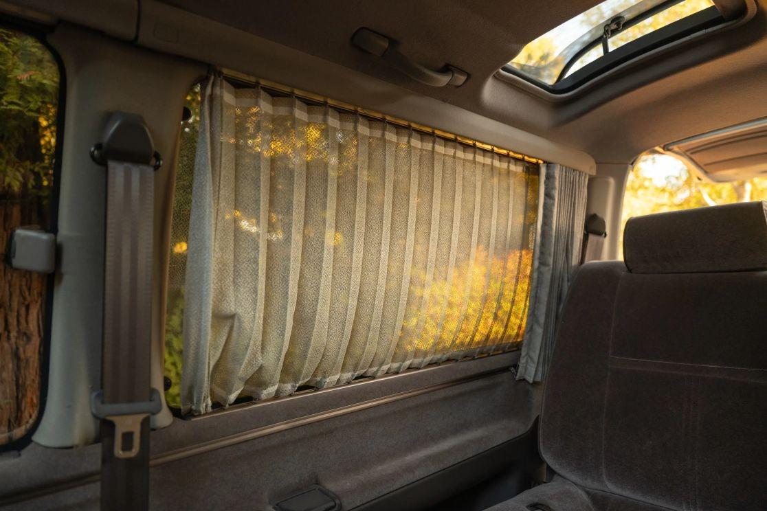 1997 Toyota HiAce Super Custom Limited