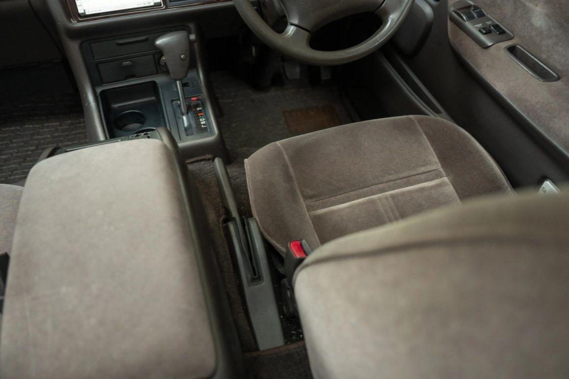 1997 Toyota HiAce Super Custom Limited