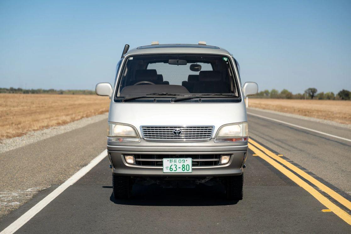 1997 Toyota HiAce Super Custom Limited