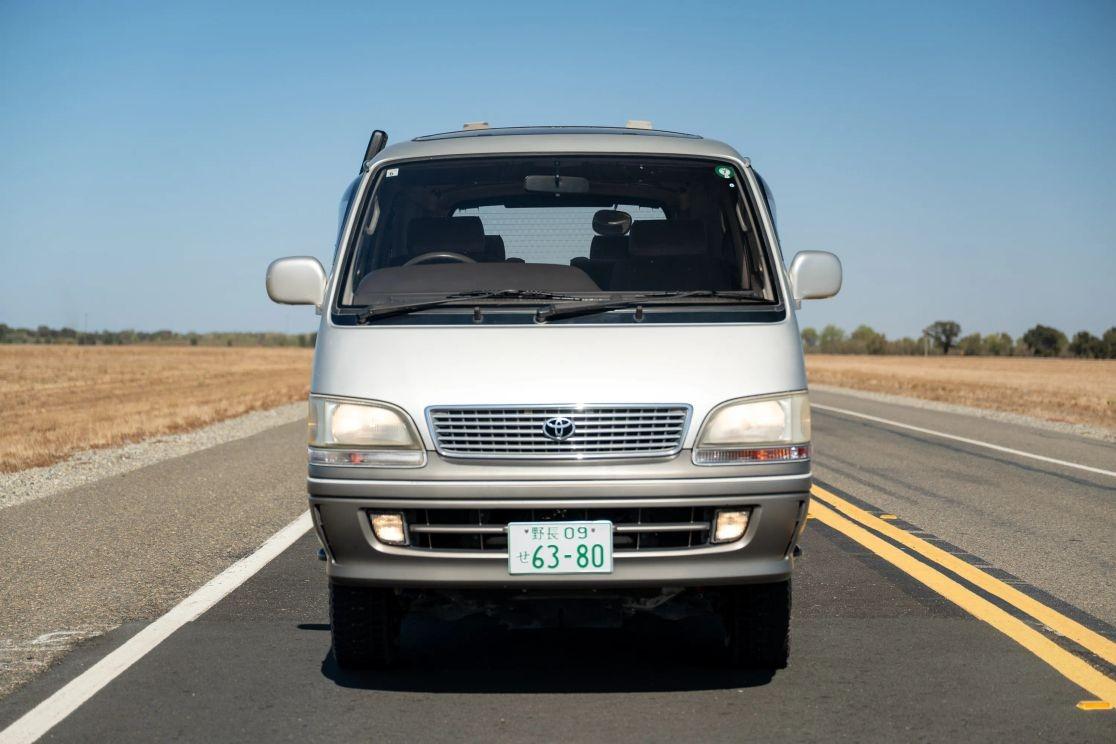 1997 Toyota HiAce Super Custom Limited