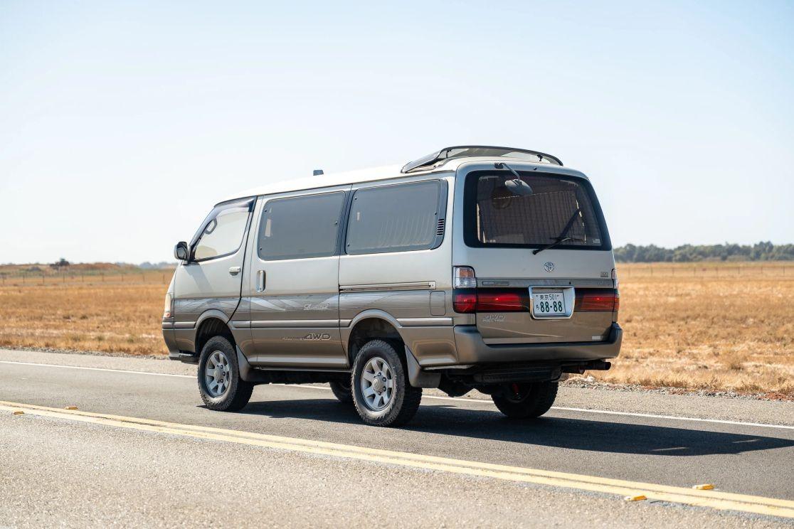 1997 Toyota HiAce Super Custom Limited
