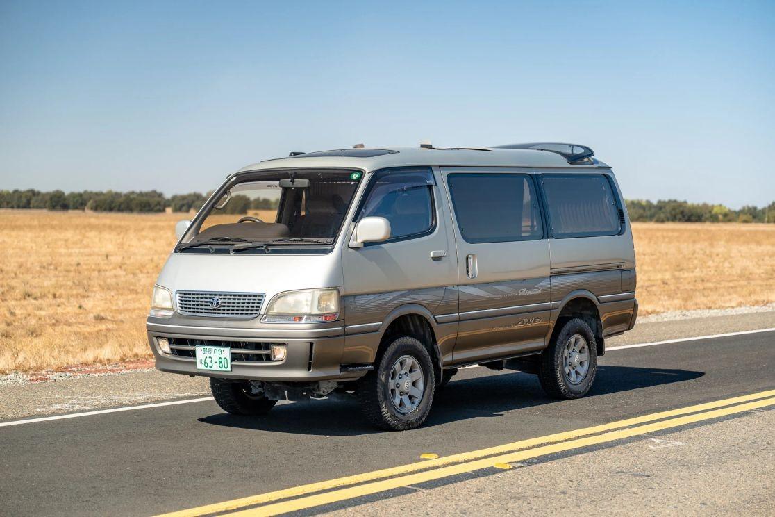 1997 Toyota HiAce Super Custom Limited