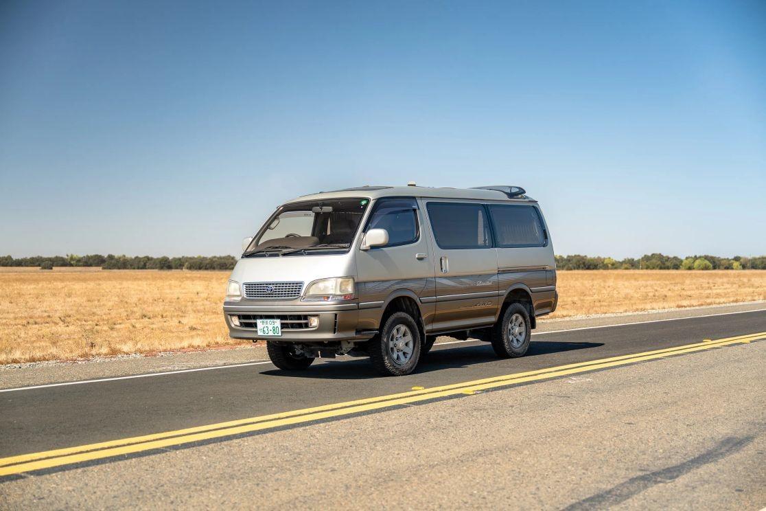 1997 Toyota HiAce Super Custom Limited