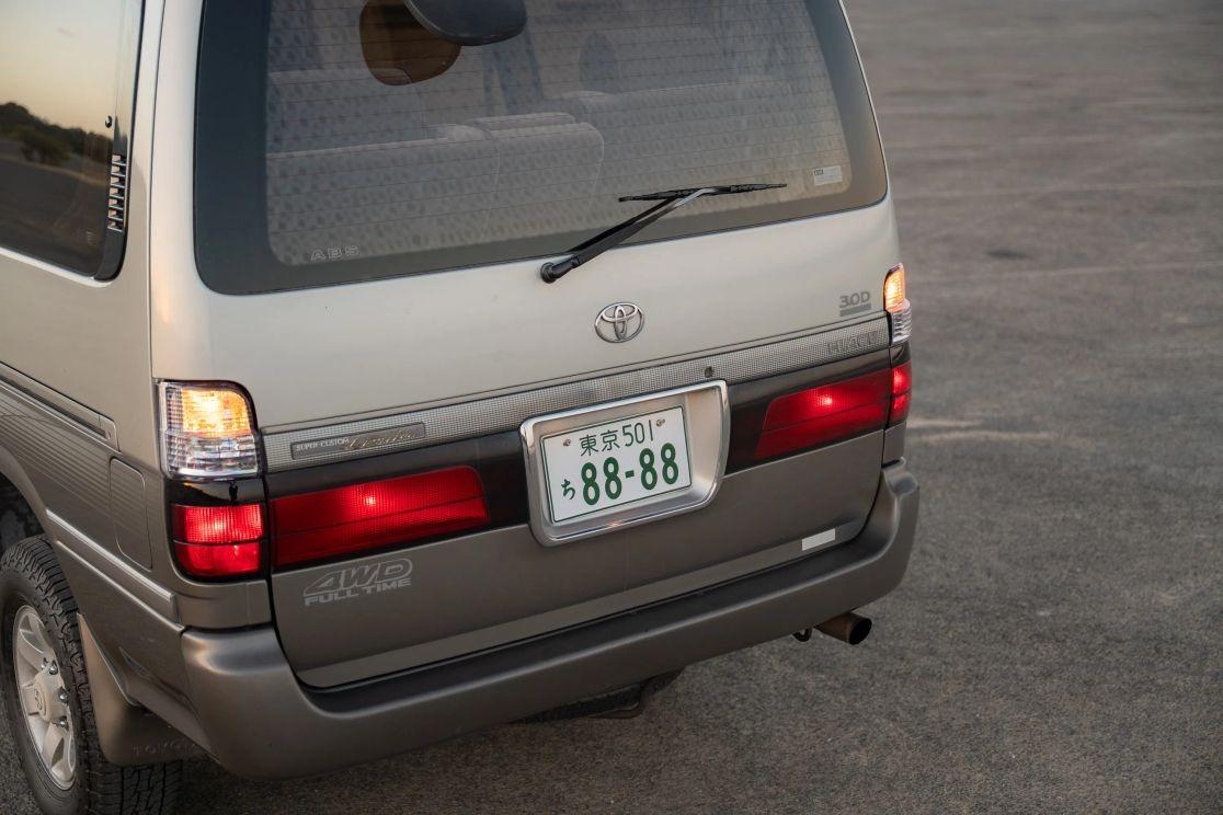 1997 Toyota HiAce Super Custom Limited