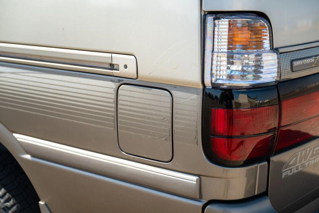 1997 Toyota HiAce Super Custom Limited