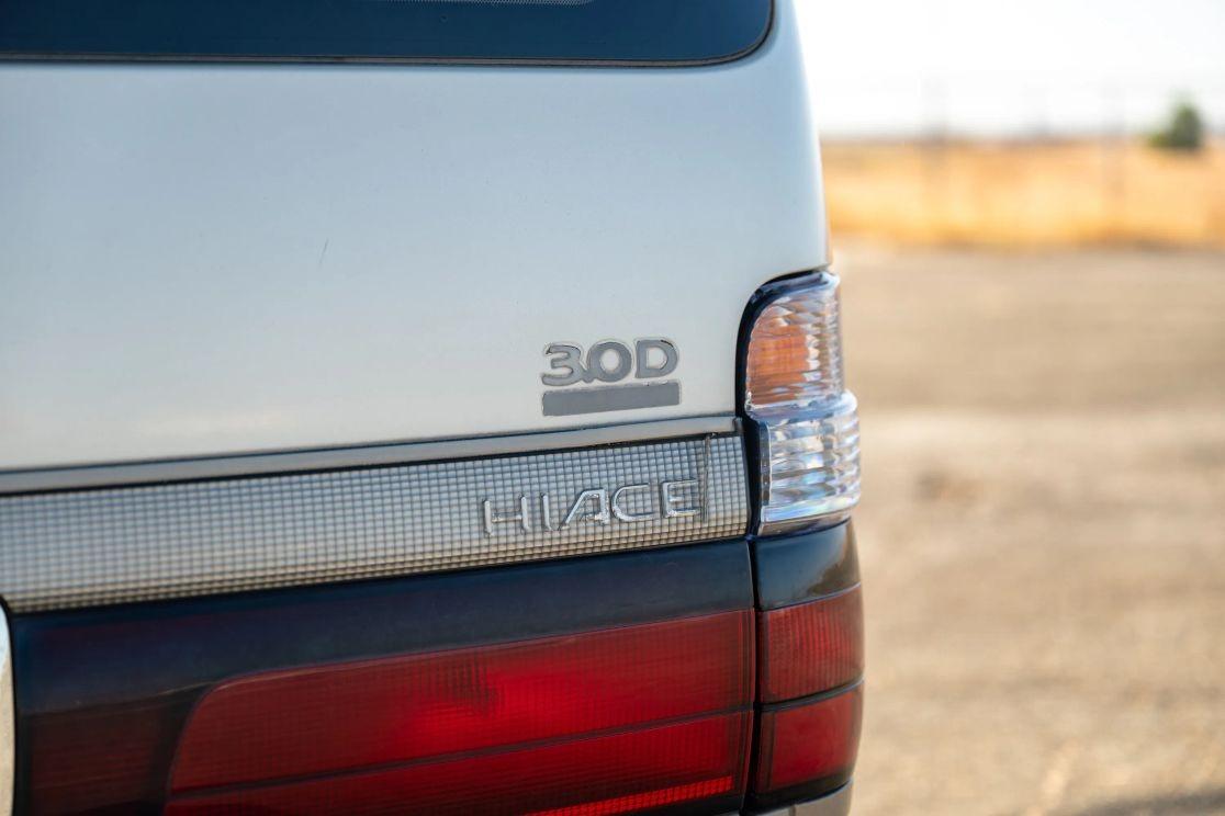 1997 Toyota HiAce Super Custom Limited