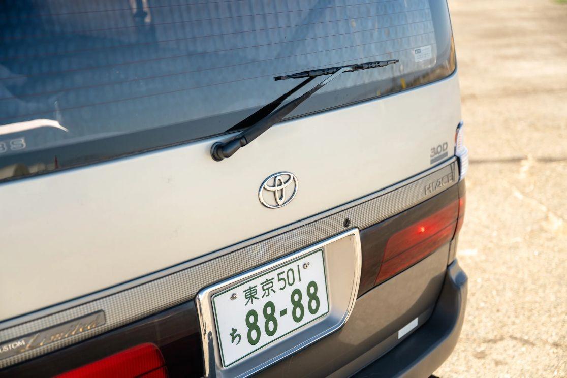 1997 Toyota HiAce Super Custom Limited