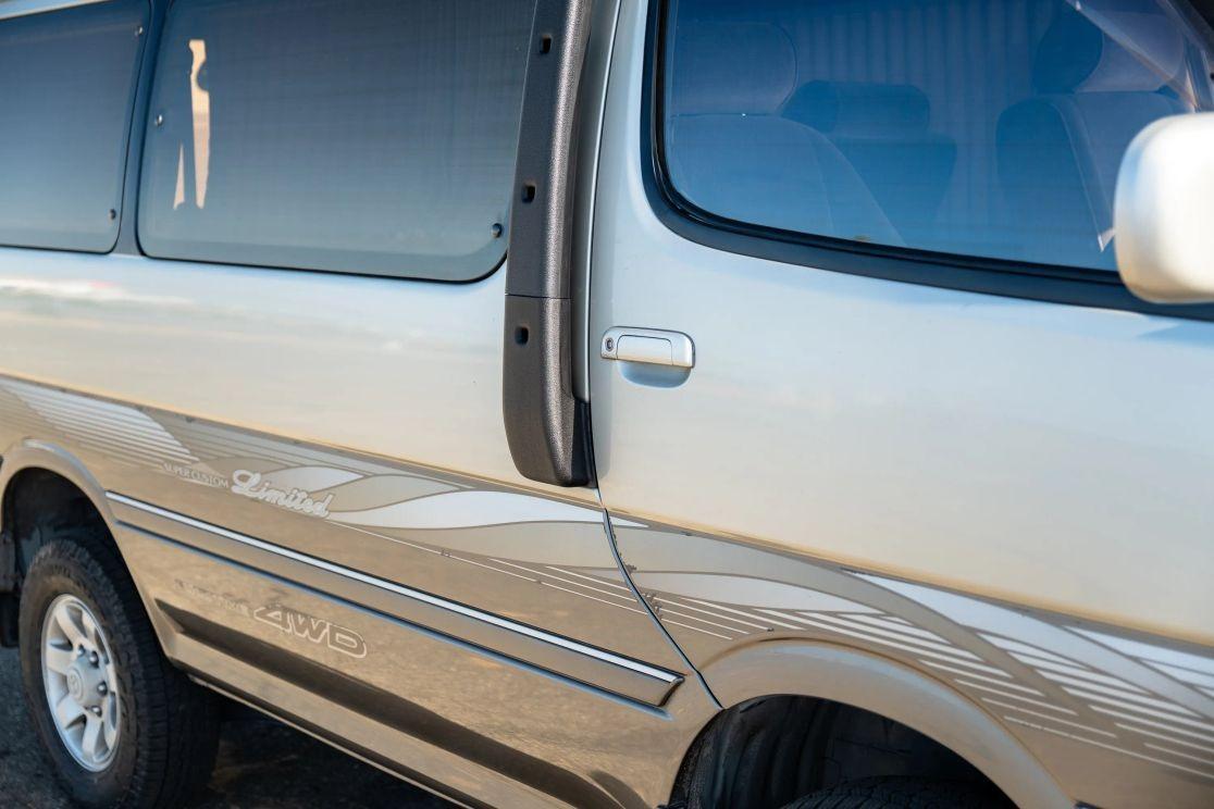 1997 Toyota HiAce Super Custom Limited