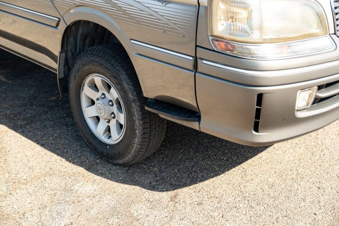 1997 Toyota HiAce Super Custom Limited
